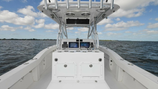 33ft Ocean Master Yacht For Sale