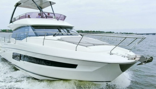 2023 Prestige 46