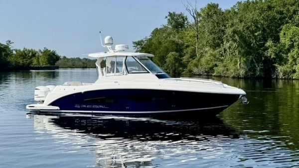 33-ft-Regal-2021-33 SAV- Freeport Florida United States  yacht for sale