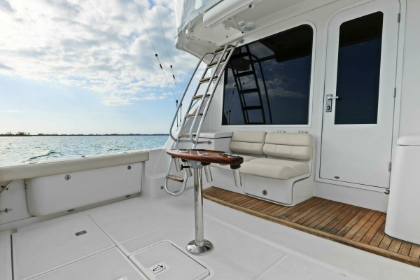 Salty Dach 39ft Tiara Yachts Yacht For Sale