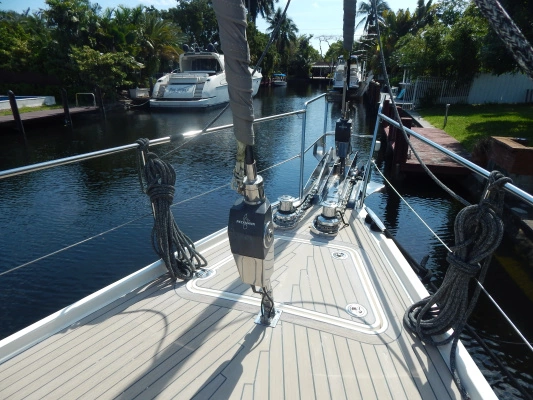 Amel 55 Yacht For Sale