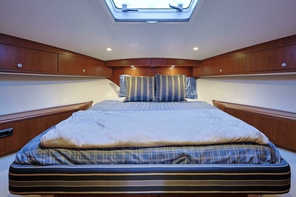 2012 Cabo 40 Express 