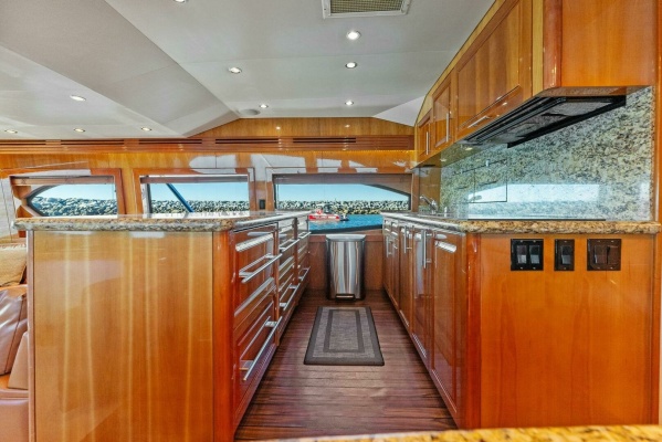 CHUPACABRA 64ft Hatteras Yacht For Sale