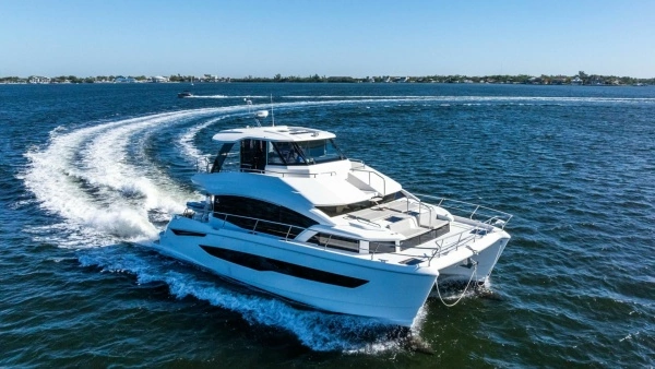Aquila 54 Yacht Yacht For Sale