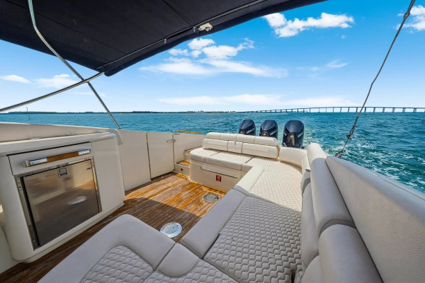 2023 Chris-Craft 35
