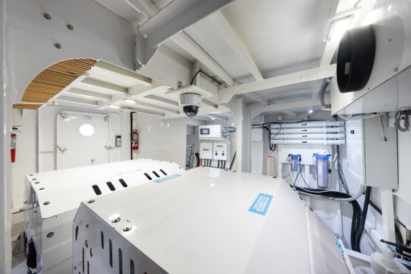 Passage 101ft Feadship Yacht For Sale