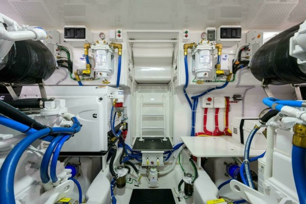 TROUBLE FREE 54ft Viking Yacht For Sale