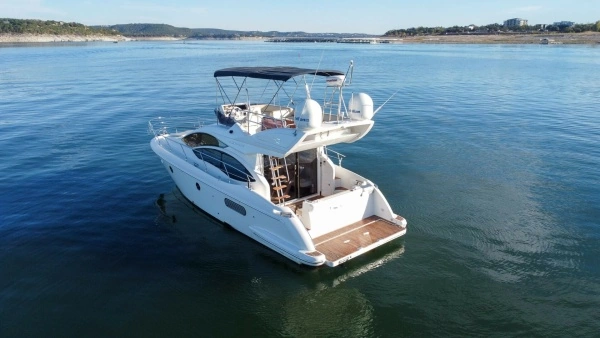 Photo of the 2013 Azimut 40 Flybridge