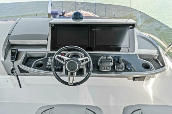 2023 Princess 50