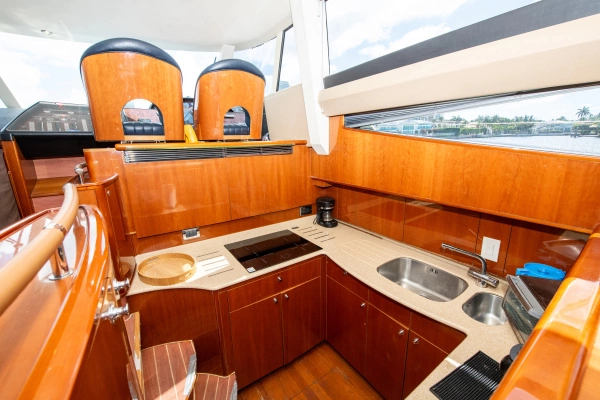 2007 Viking Princess 57