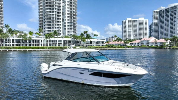 2022 Sea Ray 32