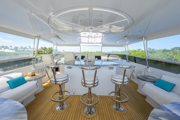 MAGIC 100ft Hatteras Yacht For Sale