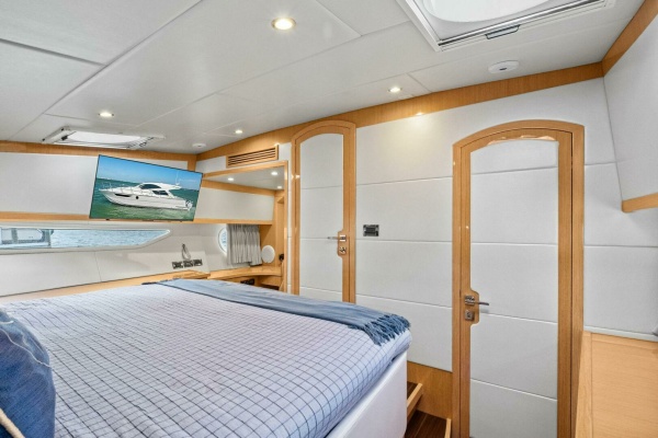 Venture 47ft Mares Yacht For Sale