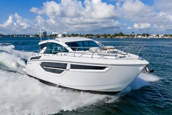 Cruisers 42 SARGAM - Exterior