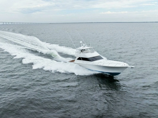 2006 Viking 61
