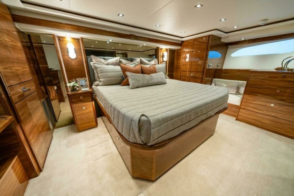 Viking 82 Convertible - Full Beam Master Stateroom