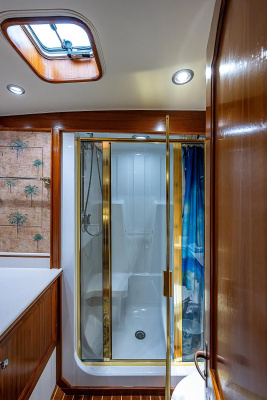 58ft Custom Carolina Yacht For Sale