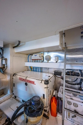 2003 Ocean Yachts 65