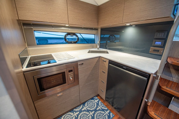 2025 Princess 40