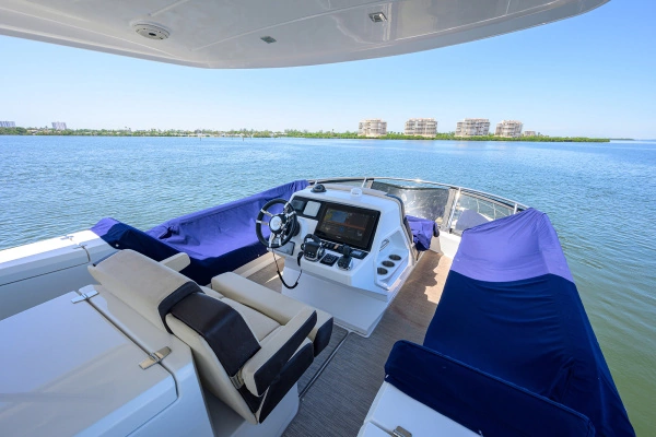 Cruisers Yachts 60 Fly Yacht For Sale