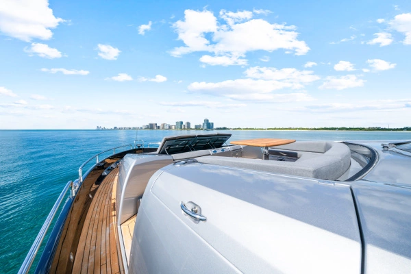 Sunseeker Predator 84 Yacht For Sale