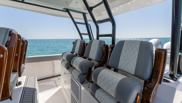 Cash Cow 45ft Everglades Yacht For Sale