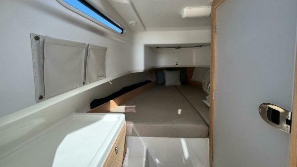 In Stock 2024 Nimbus T8 314 26ft Nimbus Yacht For Sale