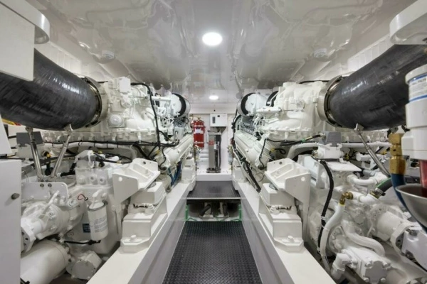 2024 Viking 68