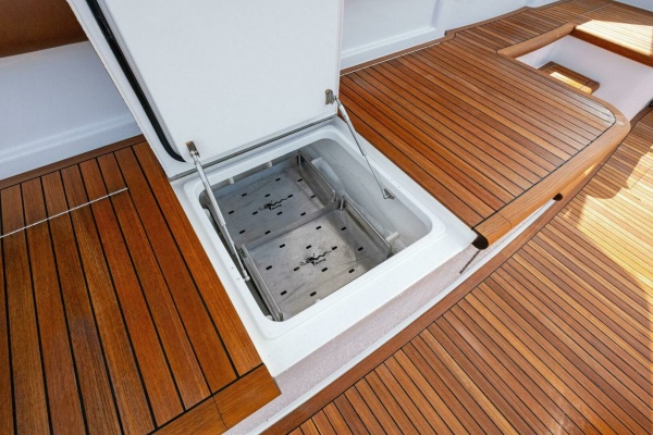 Lady Di  82ft Viking Yacht For Sale