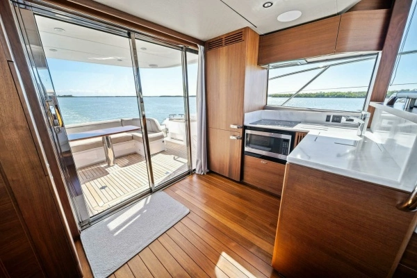 2023 Princess 50
