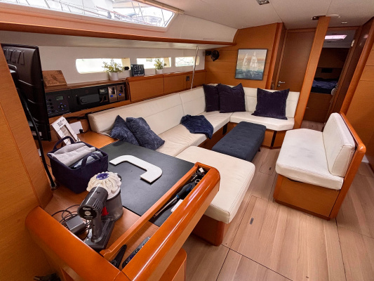 Valentina 51ft Jeanneau Yacht For Sale