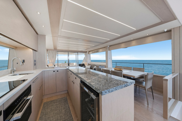 Only 1100 Hrs  76ft Sunseeker Yacht For Sale