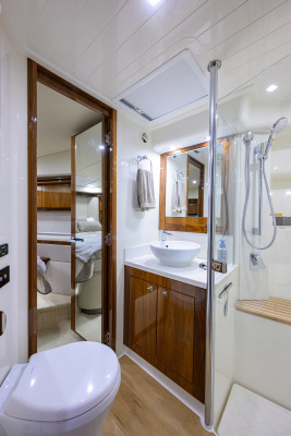 54ft Riviera Yacht For Sale