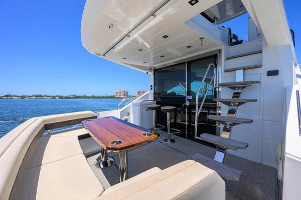 Cruisers Yachts 60 Fly Yacht For Sale