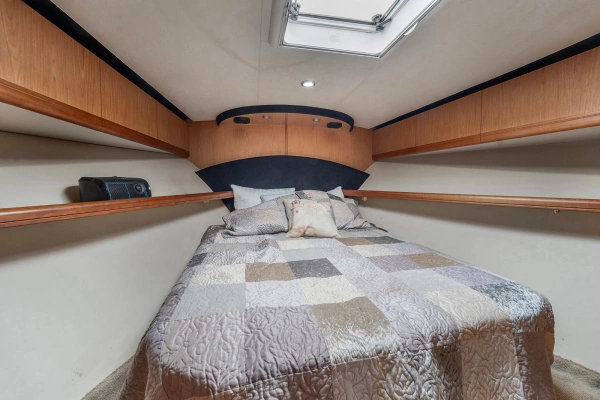 2006 Luhrs 41