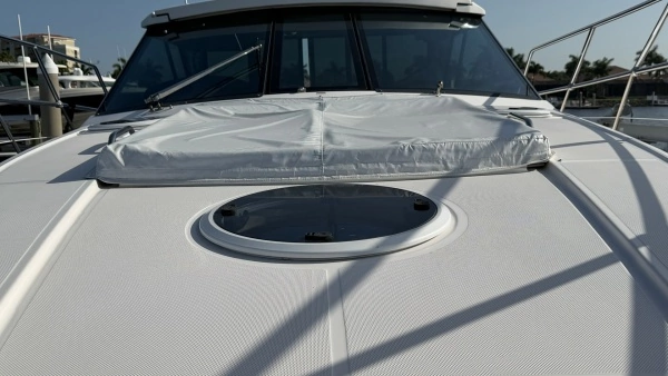 Regal 46 Sport Coupe Yacht For Sale