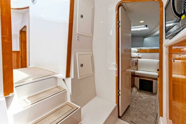 48ft Calcutta Yacht For Sale