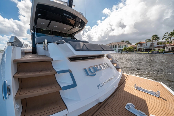 2022 Sunseeker 65