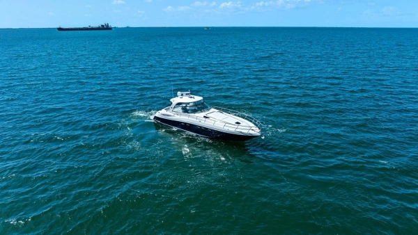 2005 Sea Ray 50