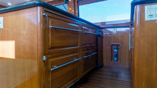 Sinyorita Salada 60ft Hatteras Yacht For Sale