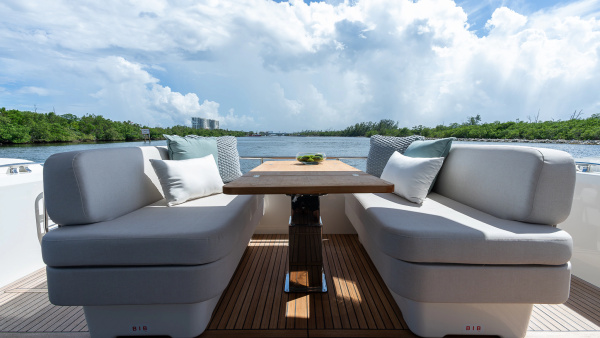 2025Prestige 49 ft F4 9   F4 9