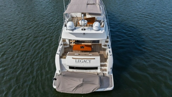 2015 Prestige 55