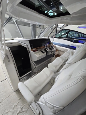 2022 Regal 38