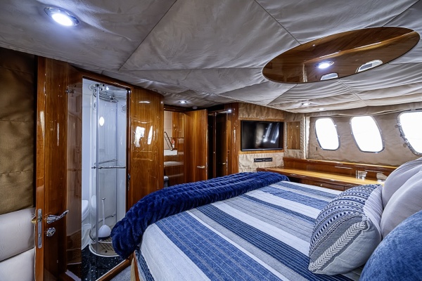 Sunseeker 62 EAGLE II - Master Stateroom