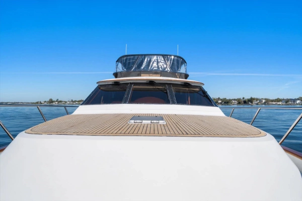 2000 Ocean Alexander 61
