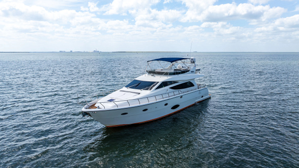 SOLARIS 65ft Uniesse Yacht For Sale