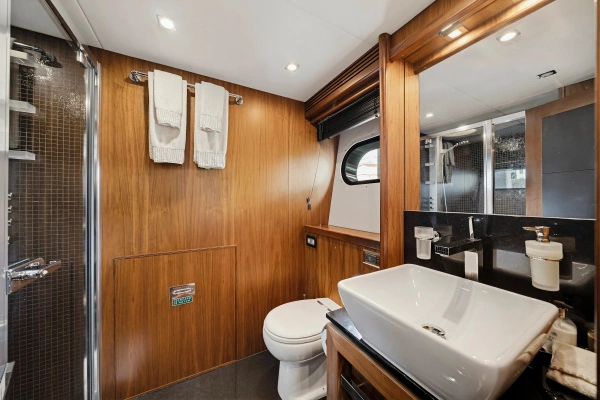 2010 Sunseeker 112