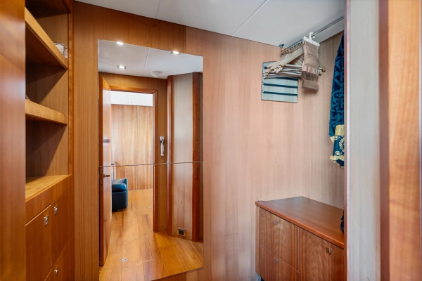 Sunseeker Predator 84 Yacht For Sale