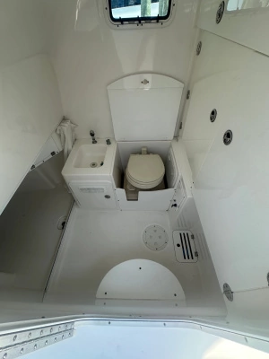 2007 Everglades 35