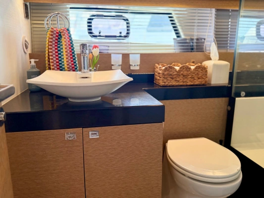 2017 Prestige 56
